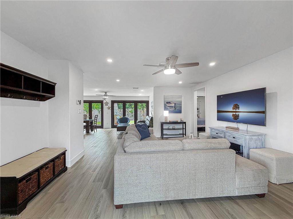 1265 Pompei LN