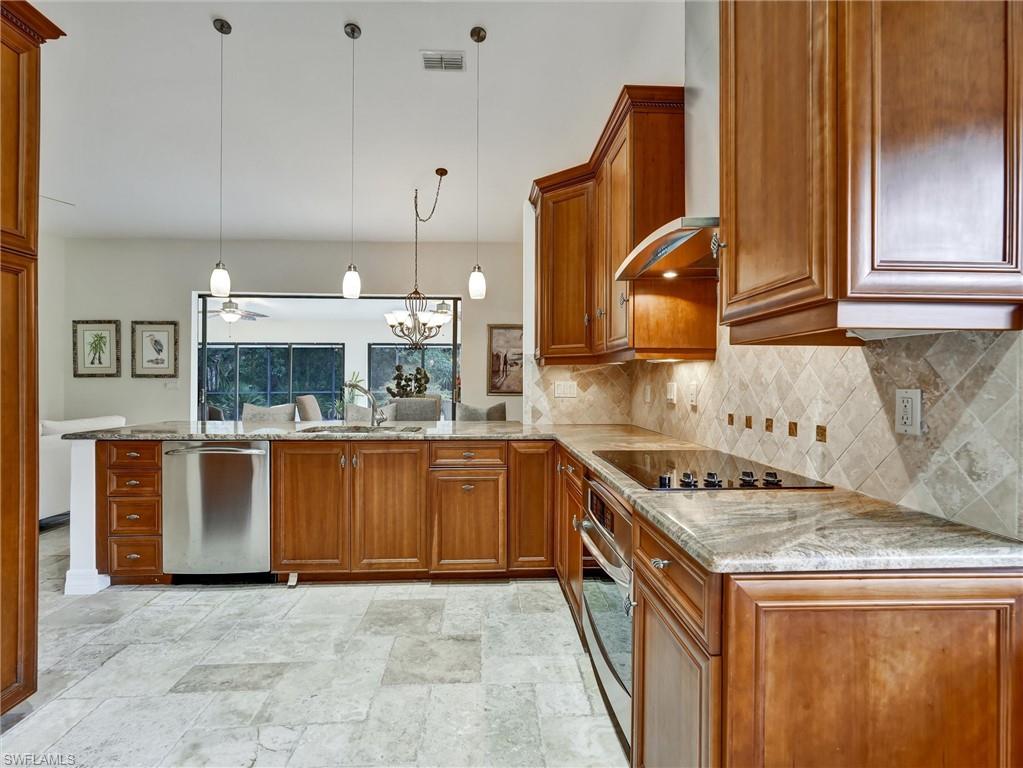 241 Saint James WAY