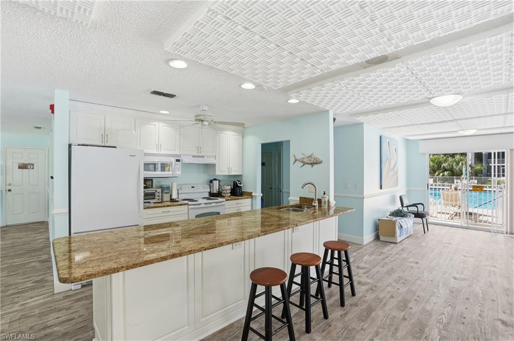 3031 Sandpiper Bay CIR F205