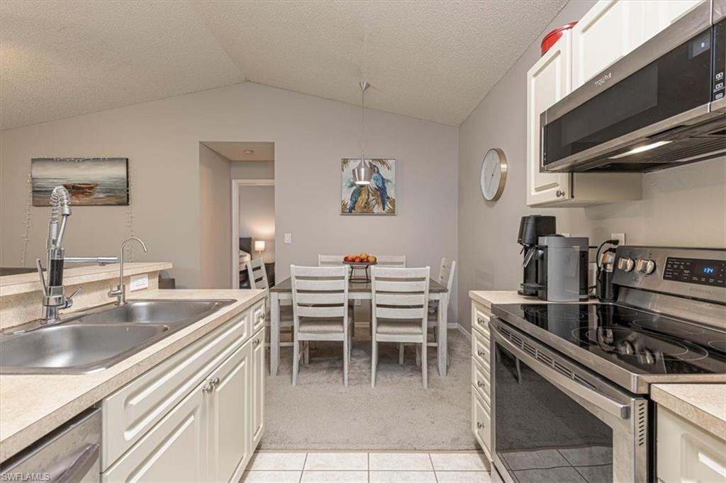2202 Arbour Walk CIR 2124