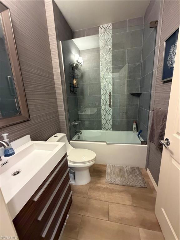 8736 Querce CT