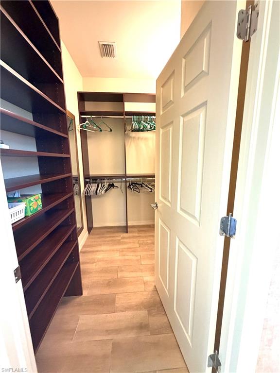 8736 Querce CT