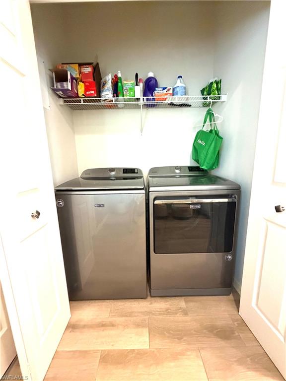 8736 Querce CT