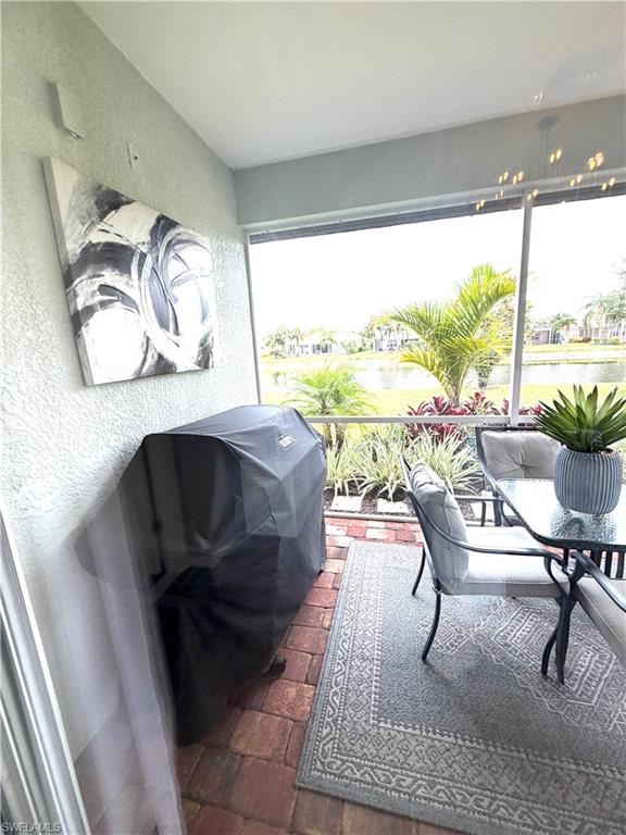 8736 Querce CT