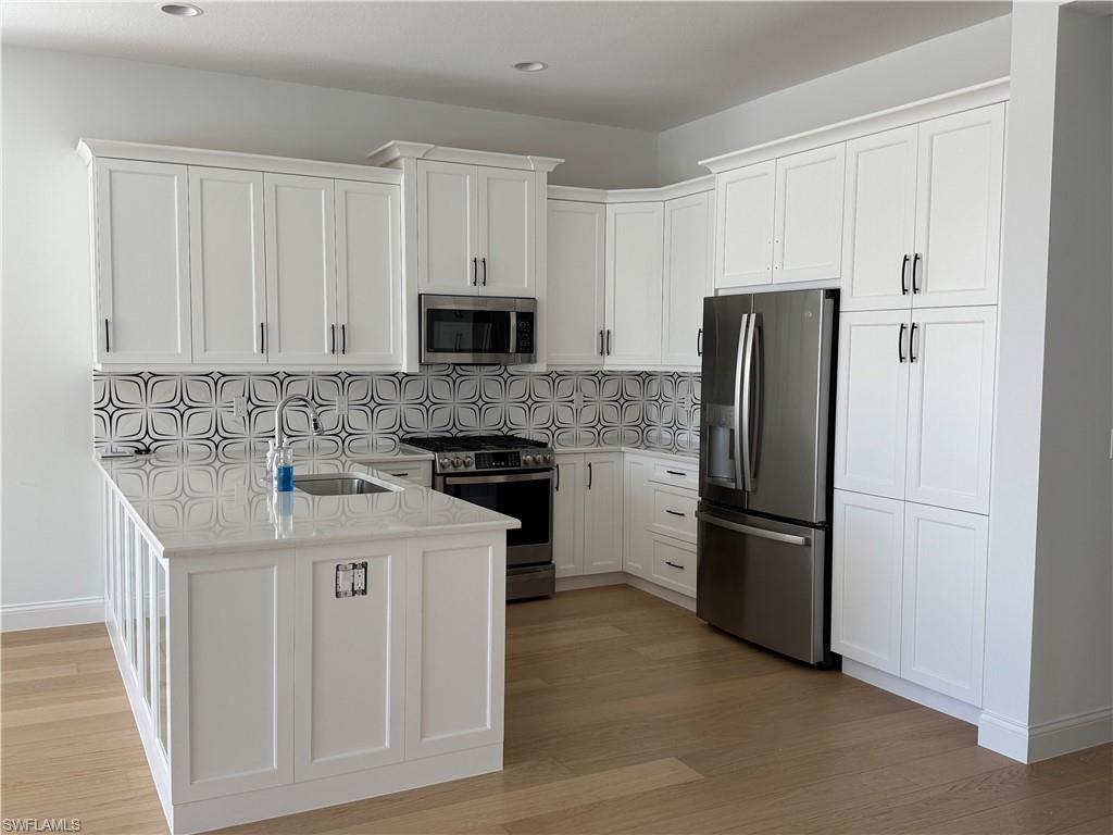 12436 Purple Ficus WAY