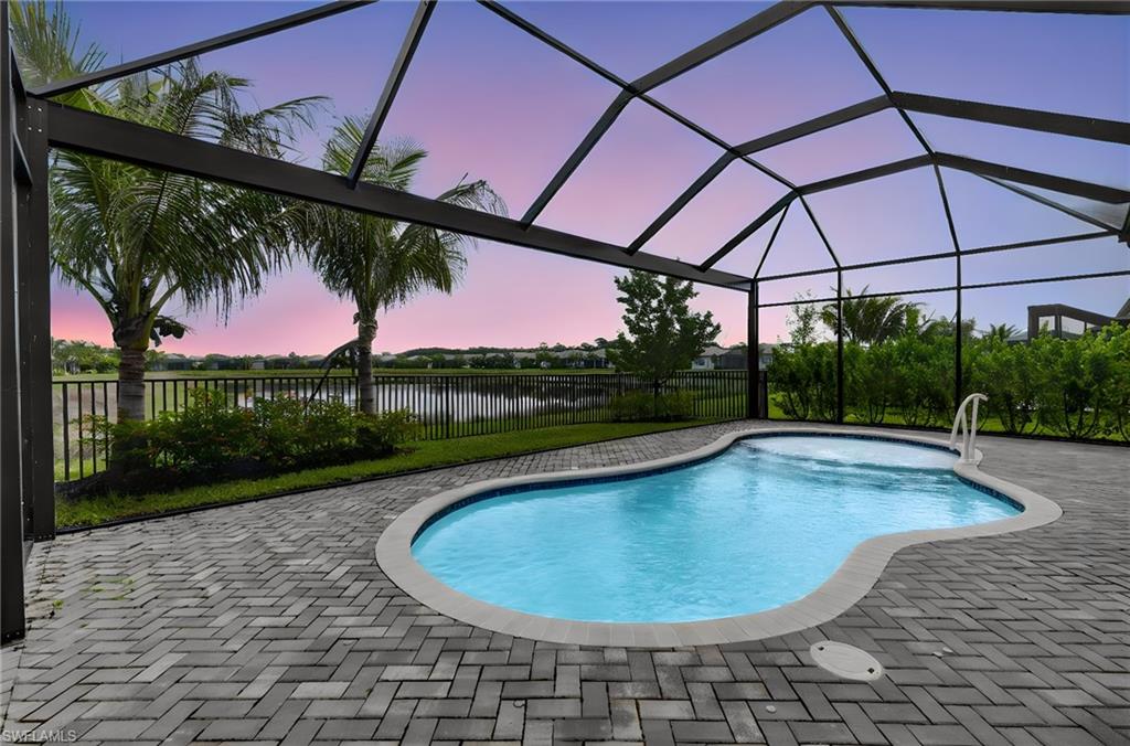 12436 Purple Ficus WAY