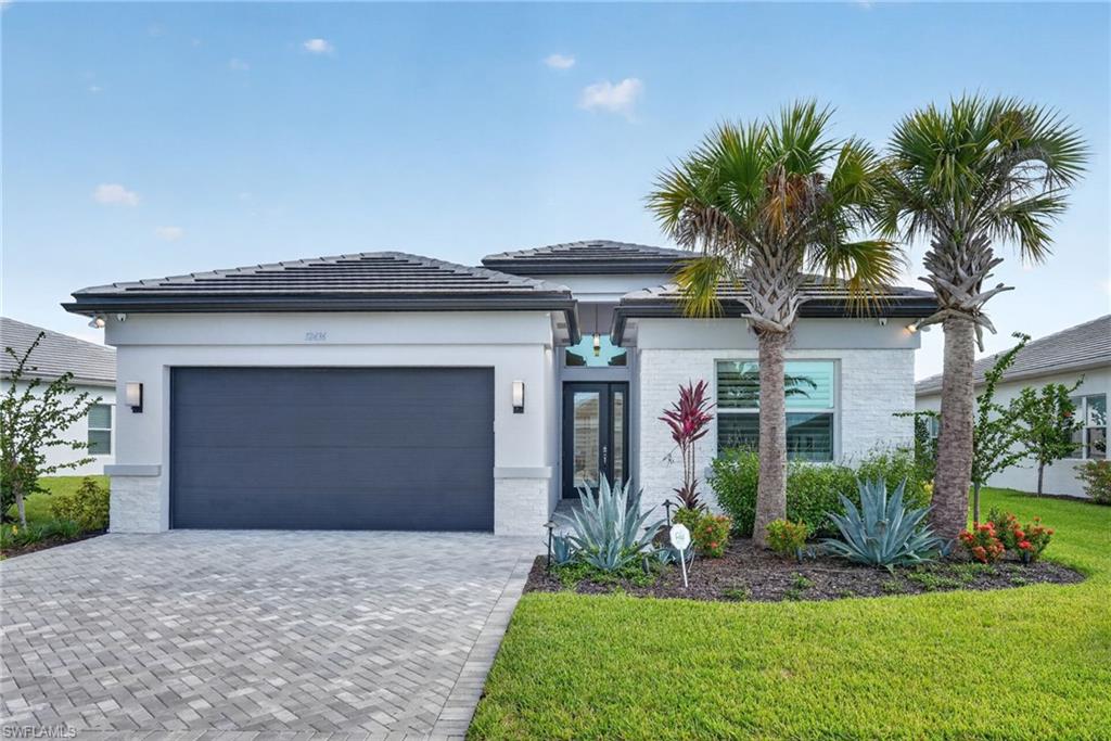 12436 Purple Ficus WAY