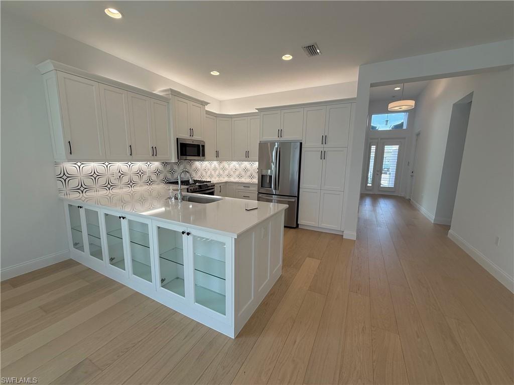 12436 Purple Ficus WAY