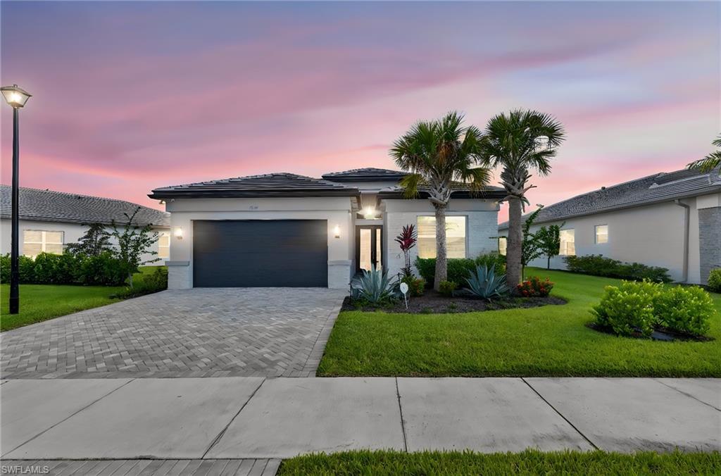 12436 Purple Ficus WAY