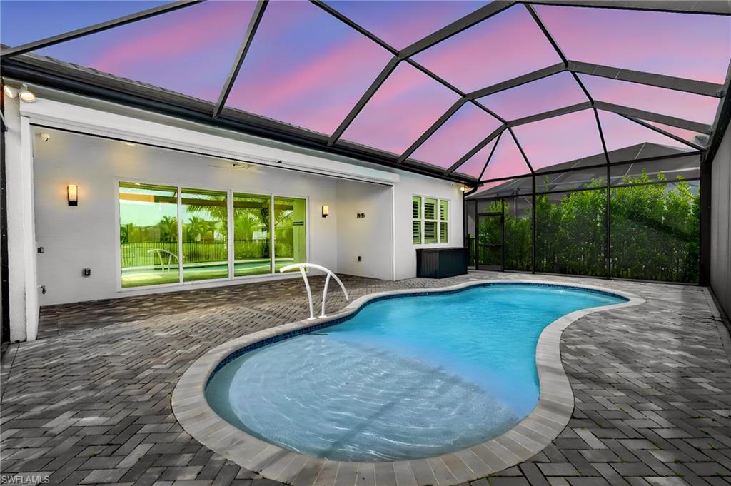 12436 Purple Ficus WAY