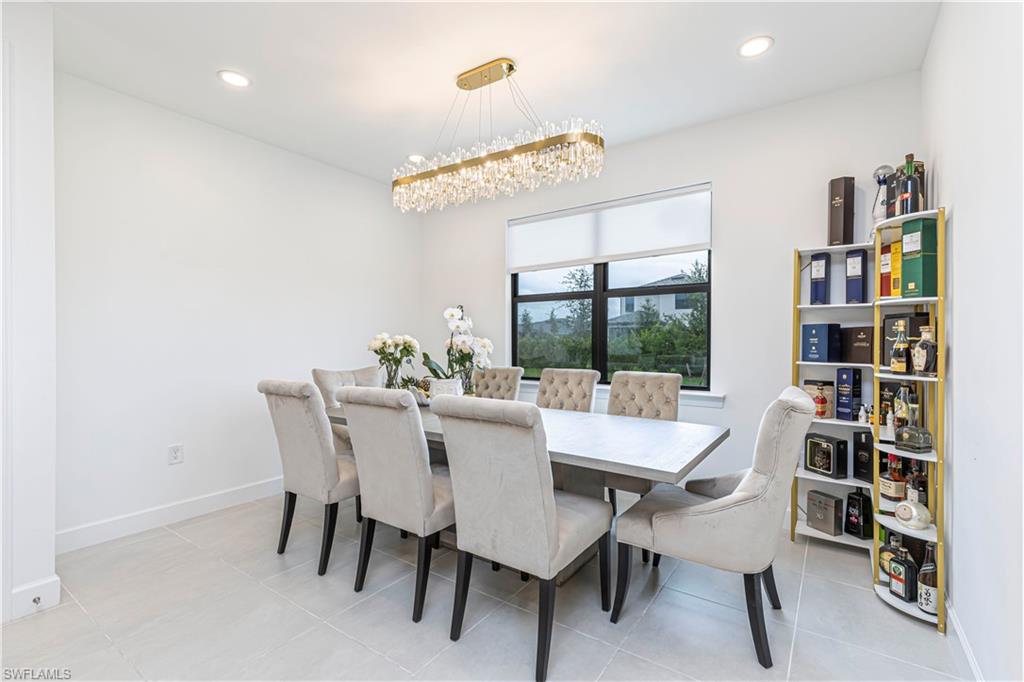 1854 Mesa LN