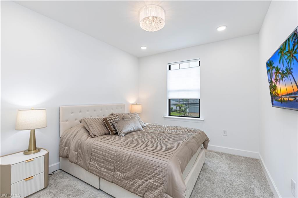 1854 Mesa LN