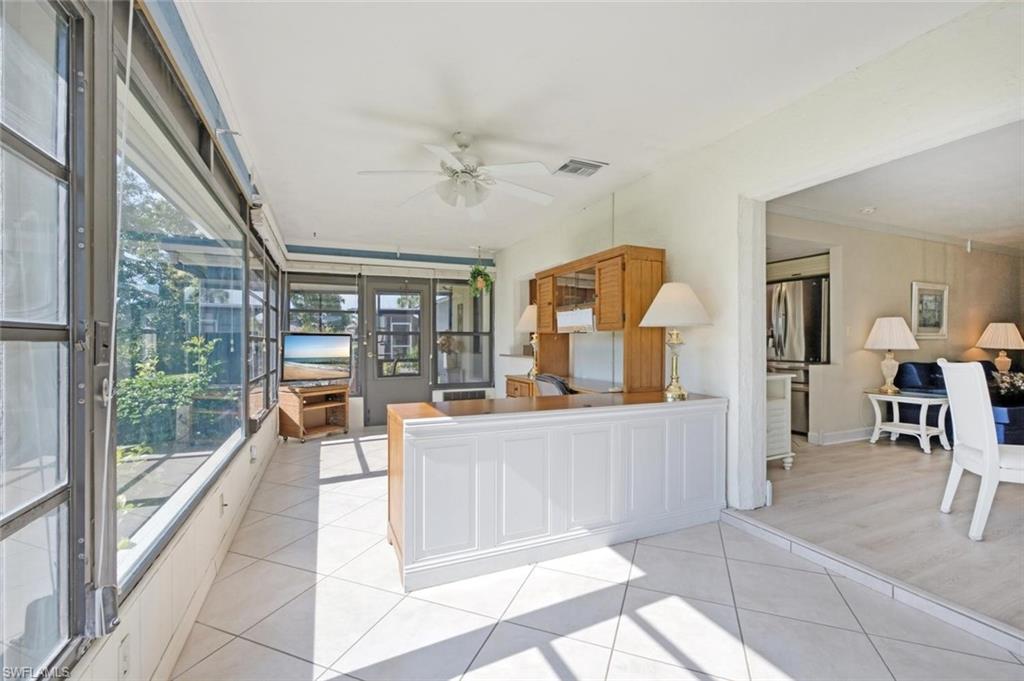 120 Fleur De Lis LN