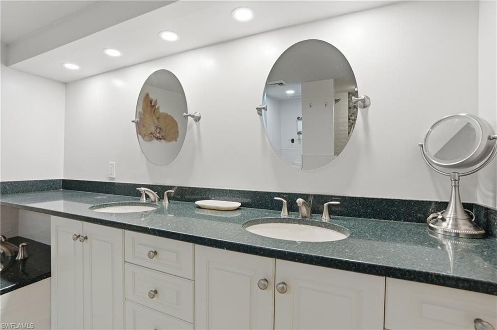 2400 Gulf Shore BLVD N 603