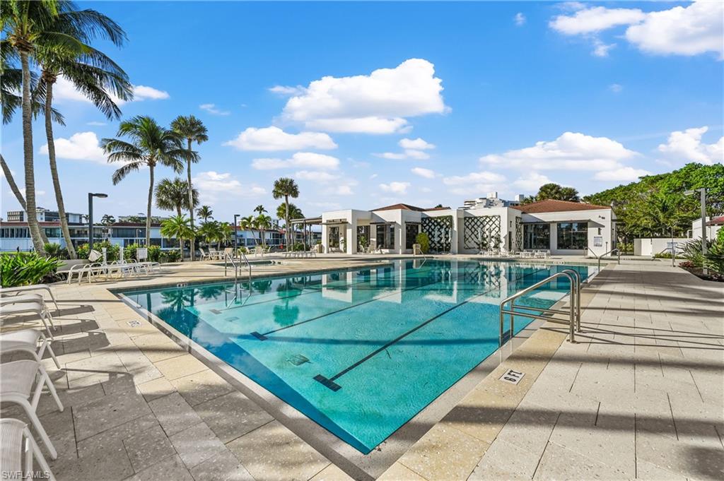 2400 Gulf Shore BLVD N 603