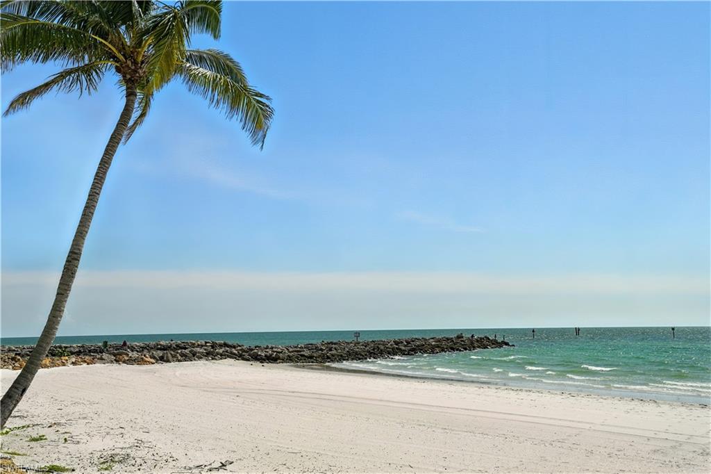 2400 Gulf Shore BLVD N 603