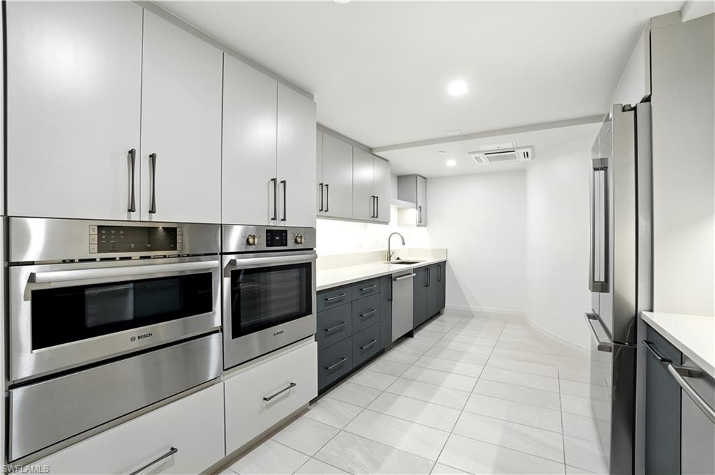 2400 Gulf Shore BLVD N 603