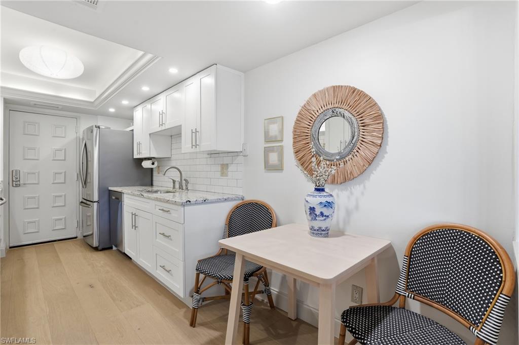 2400 Gulf Shore BLVD N 603