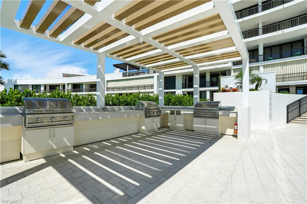 2400 Gulf Shore BLVD N 603