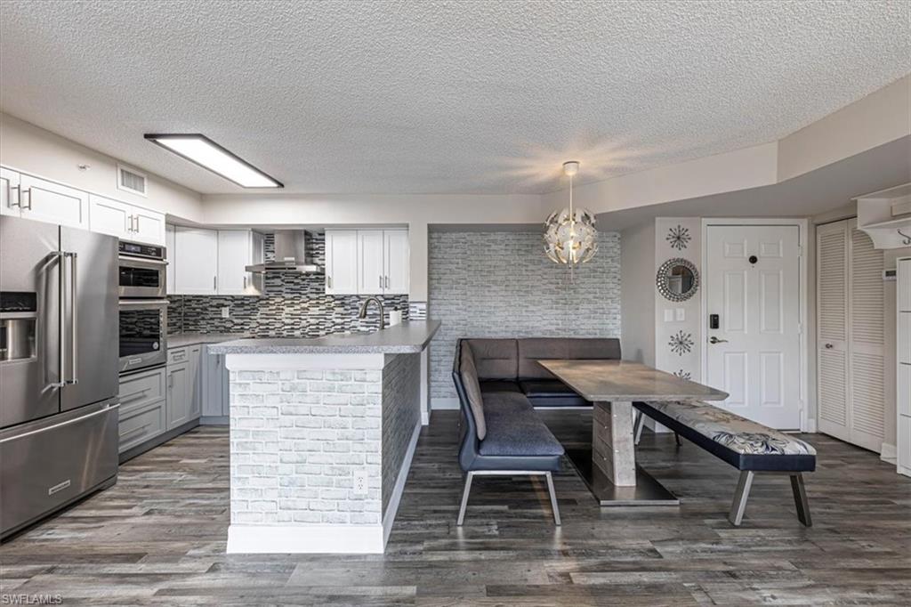 1205 Wildwood Lakes BLVD 206