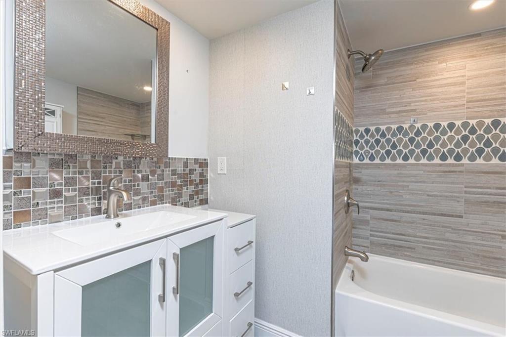 1205 Wildwood Lakes BLVD 206