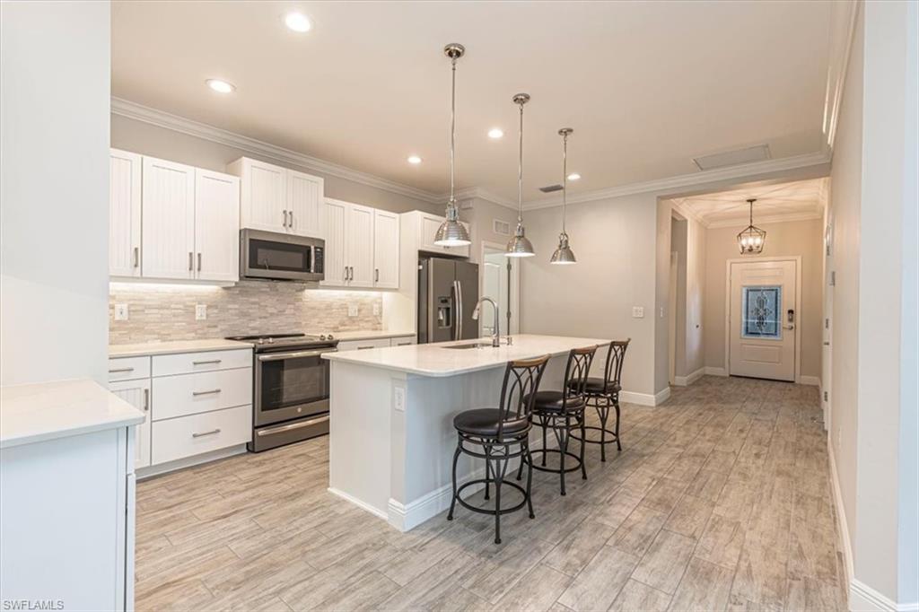 2321 Ariane DR