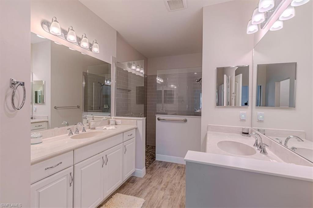 2321 Ariane DR