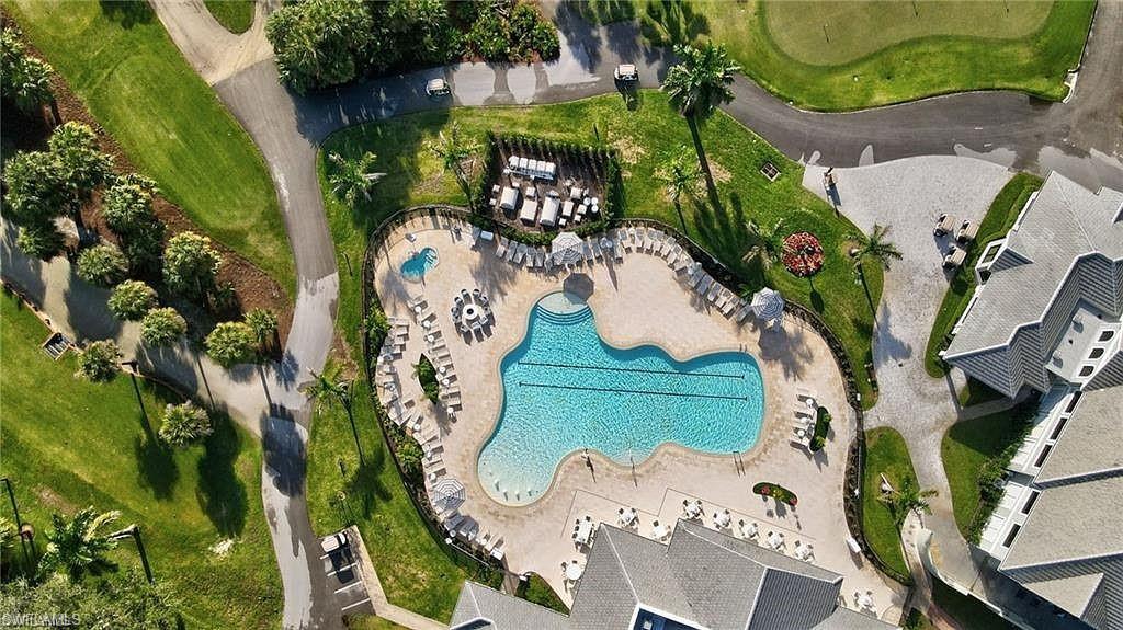 9300 Highland Woods BLVD 3307