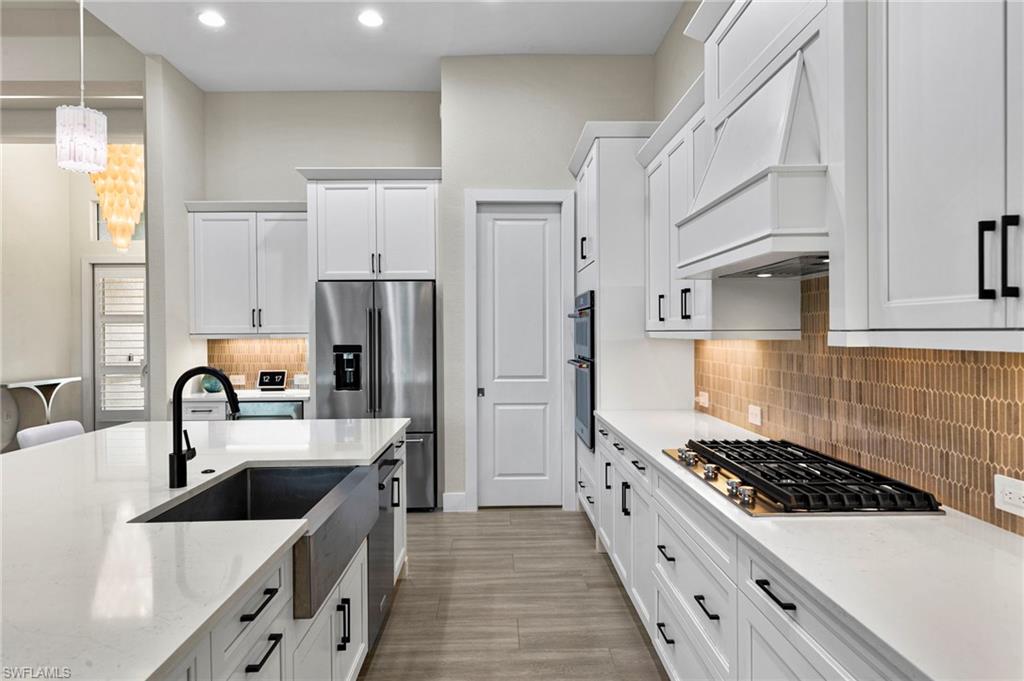 14338 Laguna Springs LN