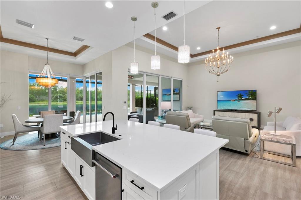 14338 Laguna Springs LN