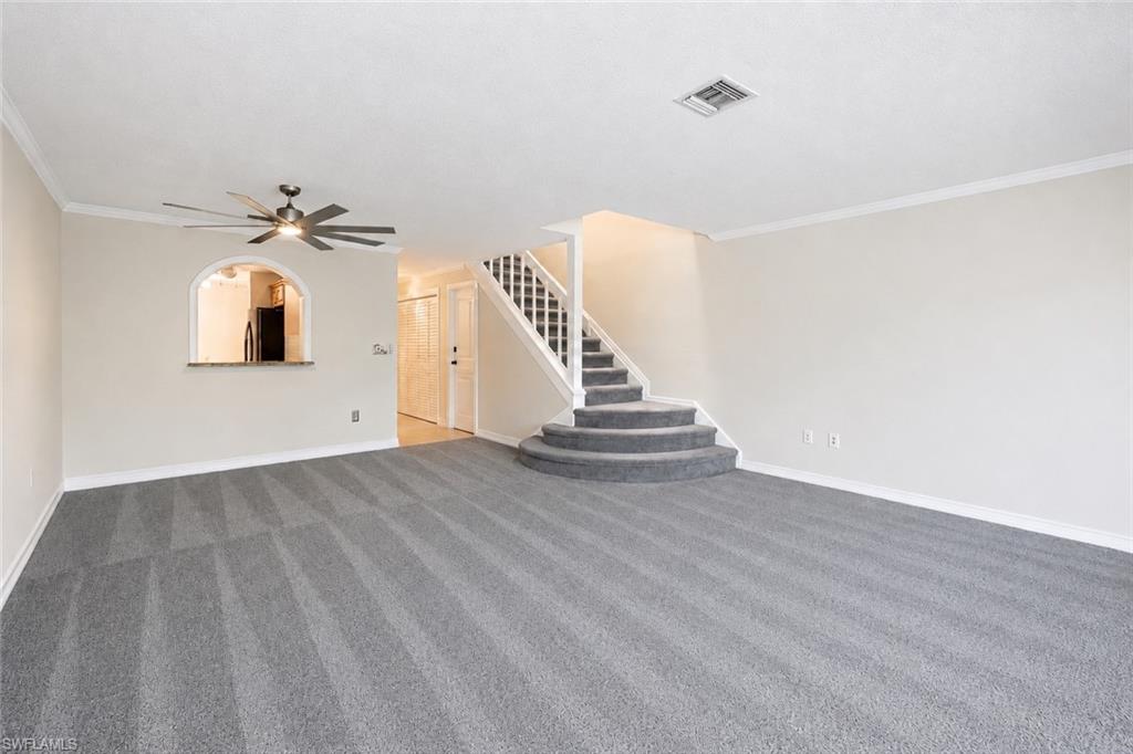 1050 6th ST S 1050