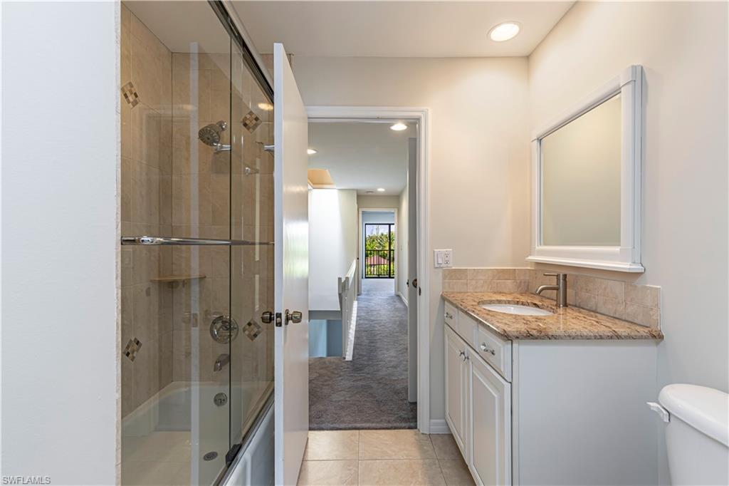 1050 6th ST S 1050