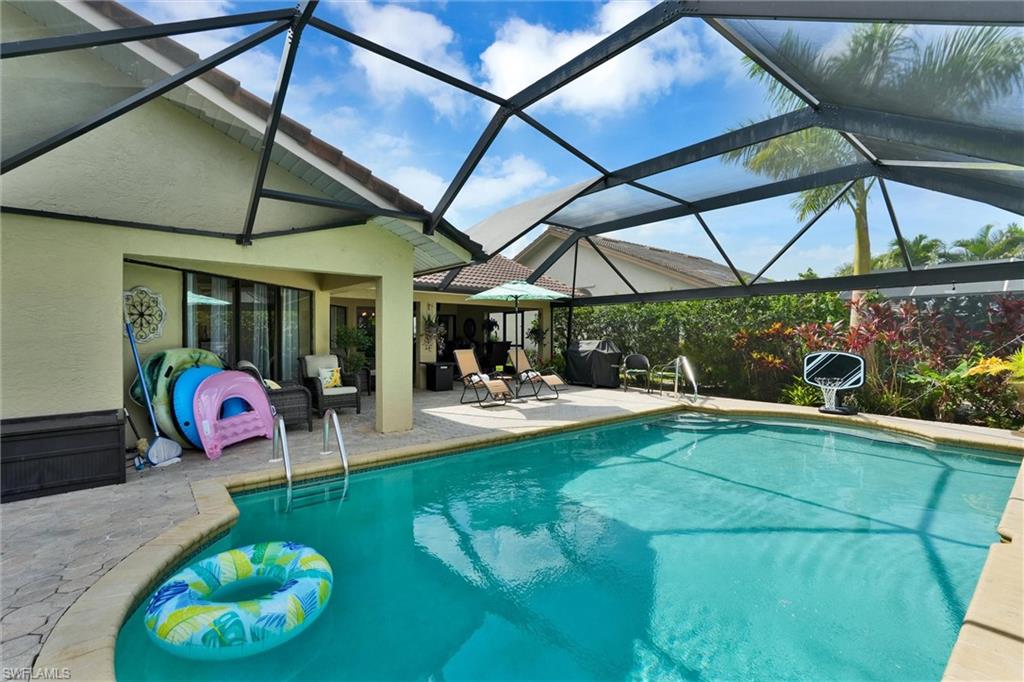 453 Countryside DR