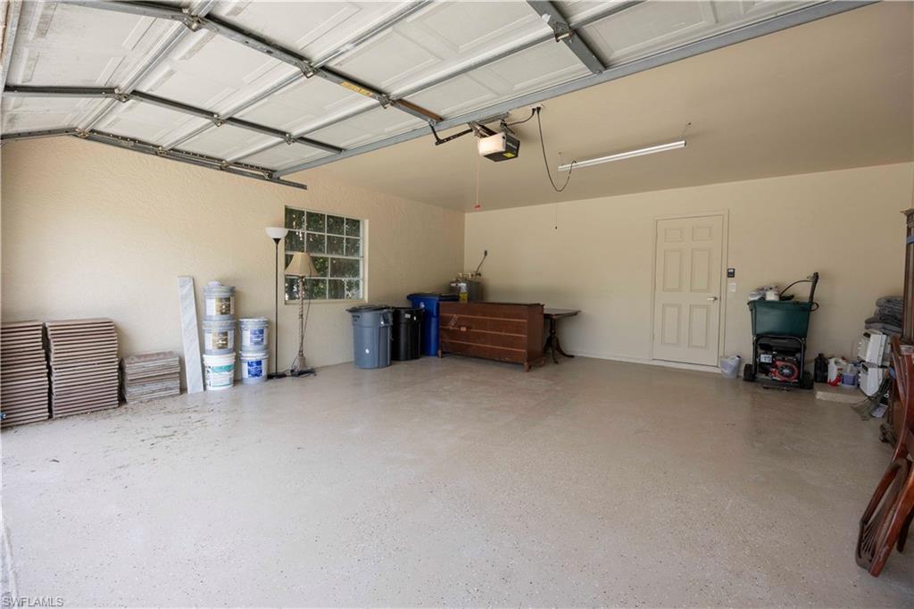 12960 Eagle Pointe CIR