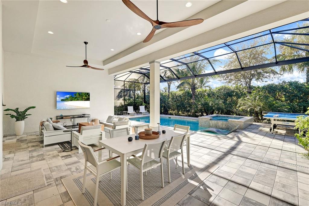 3176 Capistrano LN