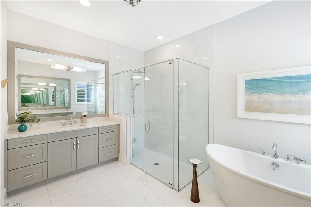 3176 Capistrano LN