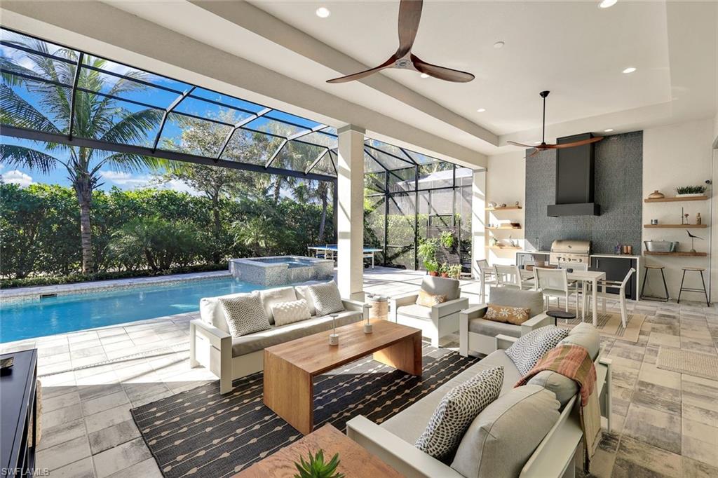 3176 Capistrano LN