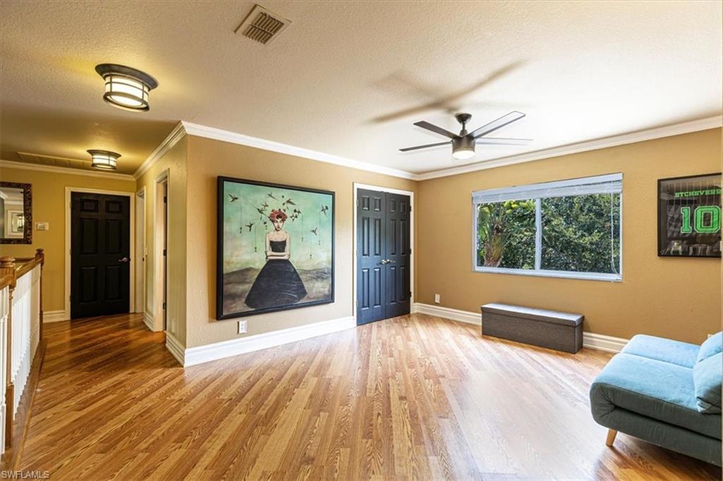 120 Burnt Pine DR