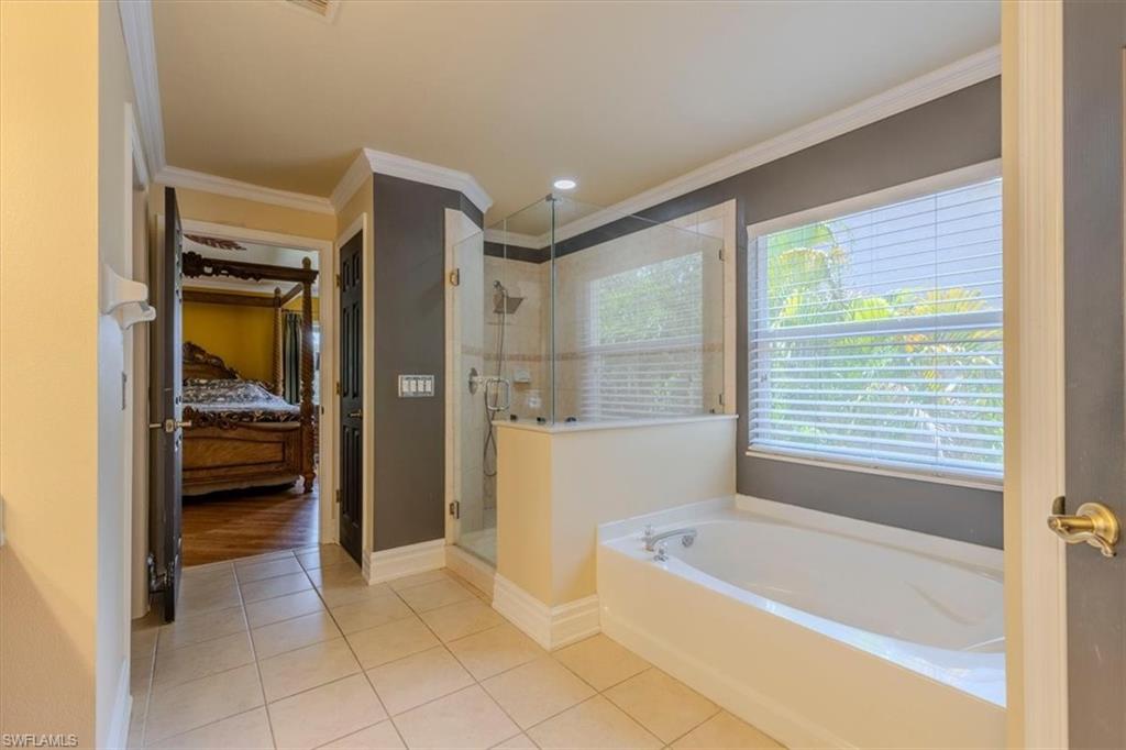 120 Burnt Pine DR