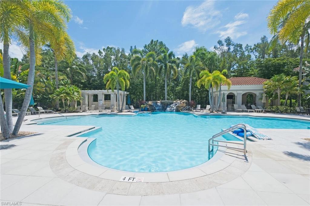 23421 Alamanda DR 201