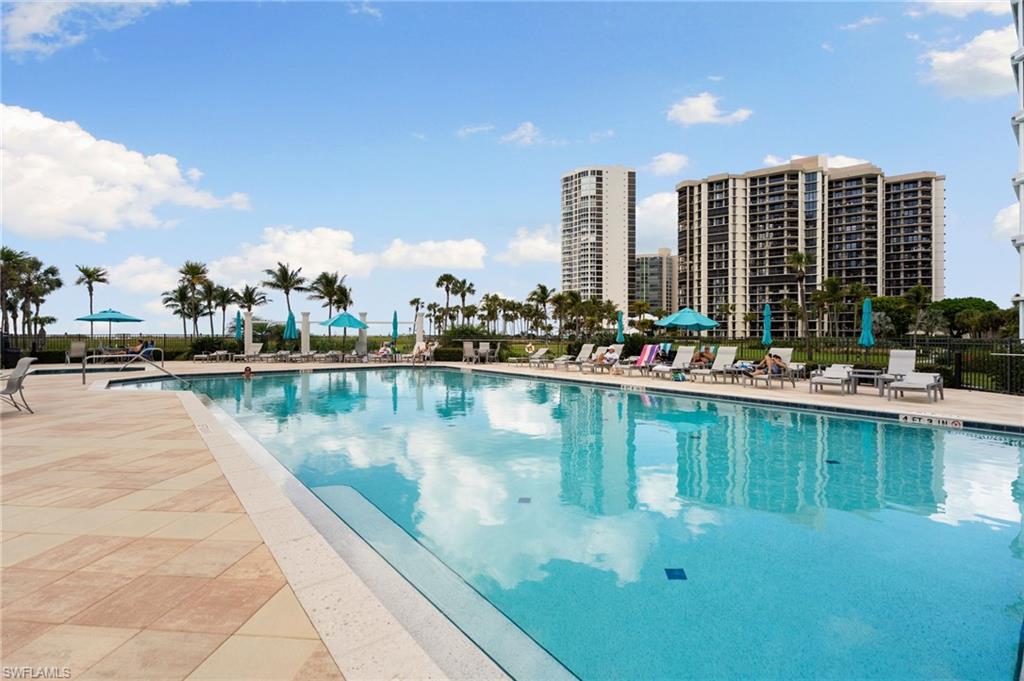 4401 Gulf Shore BLVD N D806