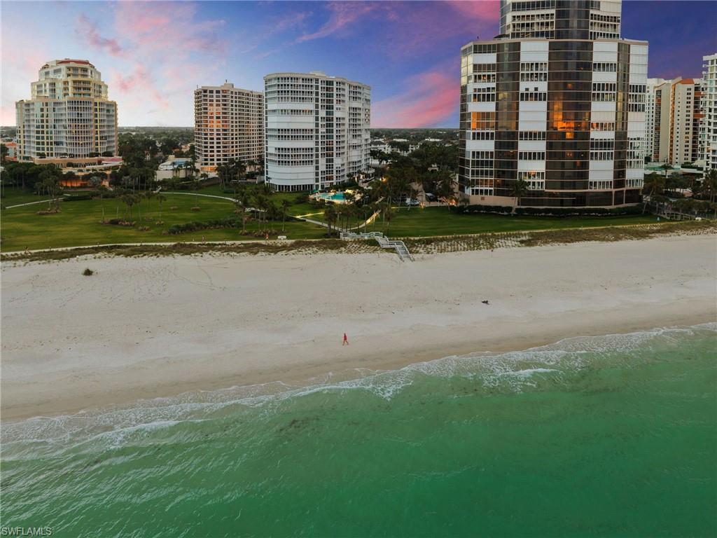 4401 Gulf Shore BLVD N D806