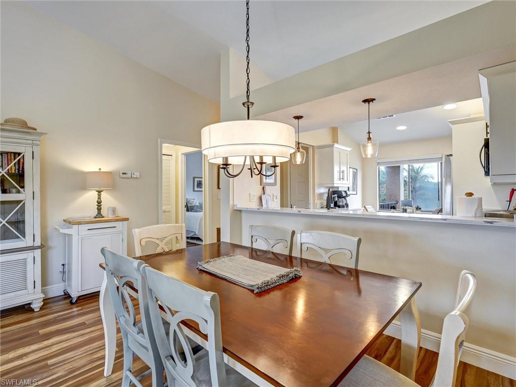 7300 Saint Ives WAY 5301