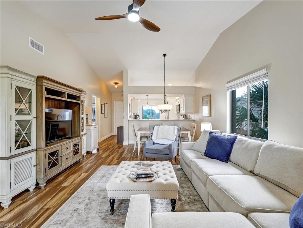 7300 Saint Ives WAY 5301