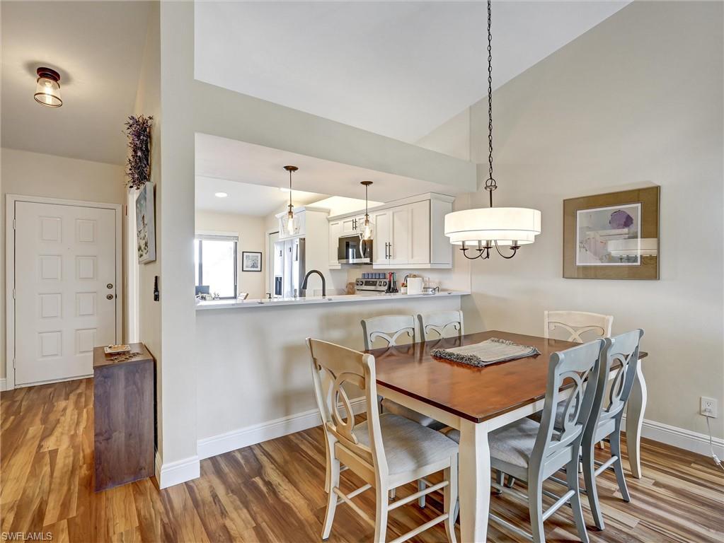 7300 Saint Ives WAY 5301