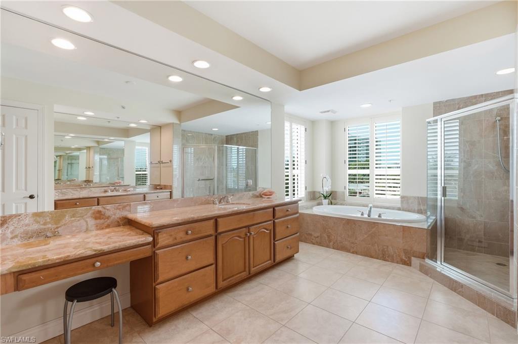 285 Grande WAY 401