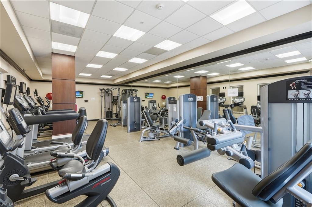 285 Grande WAY 401