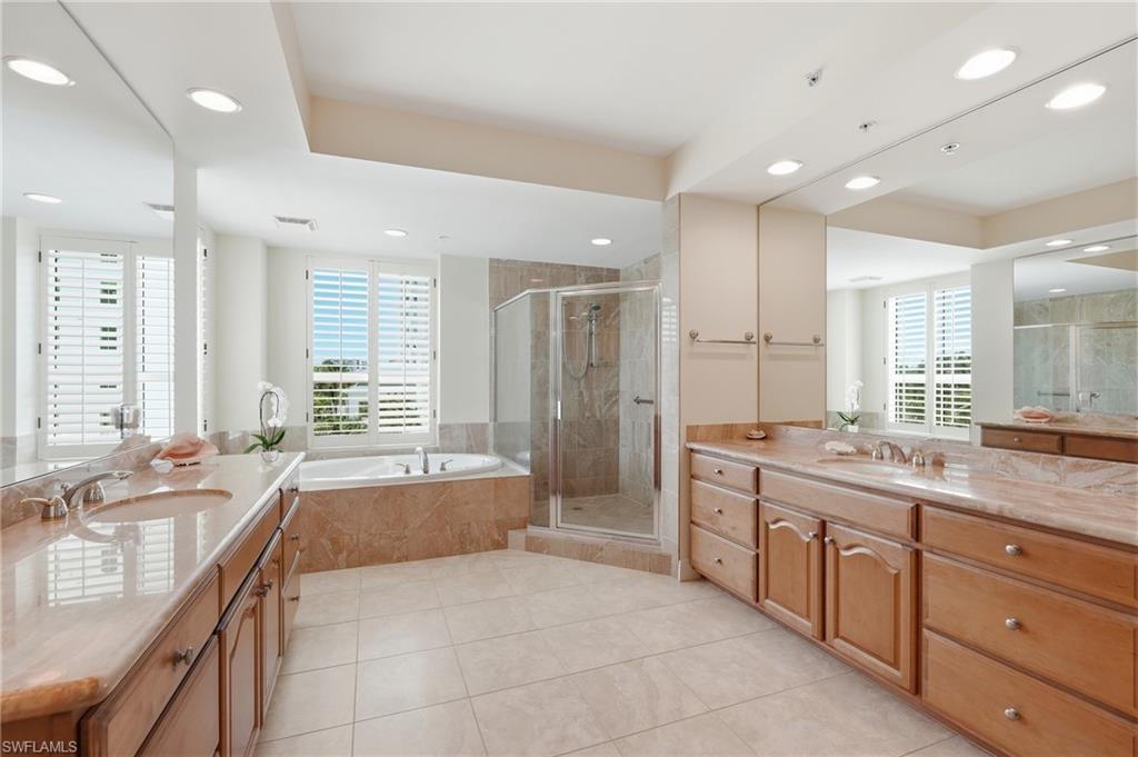 285 Grande WAY 401