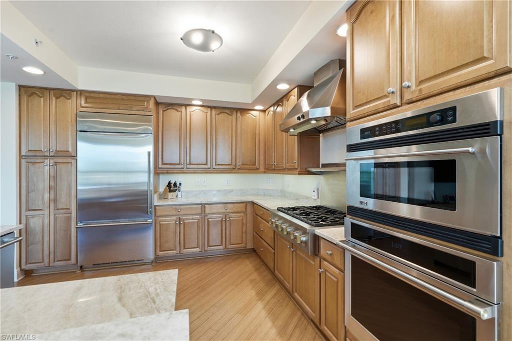 285 Grande WAY 401