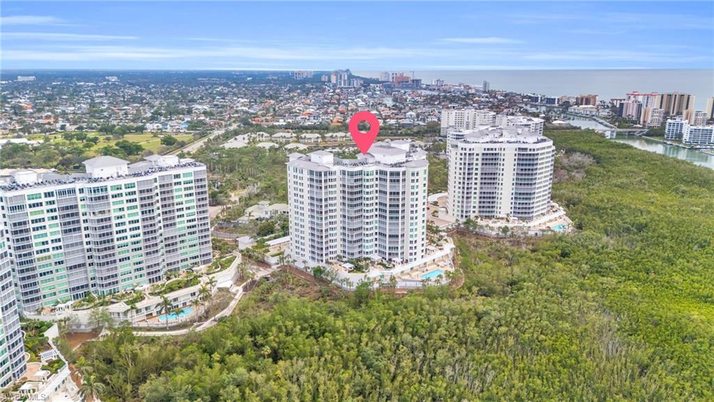 285 Grande WAY 401